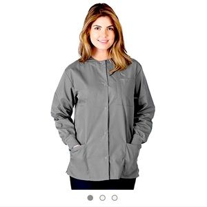 Natural Uniforms Scrub sweater size Small-medium